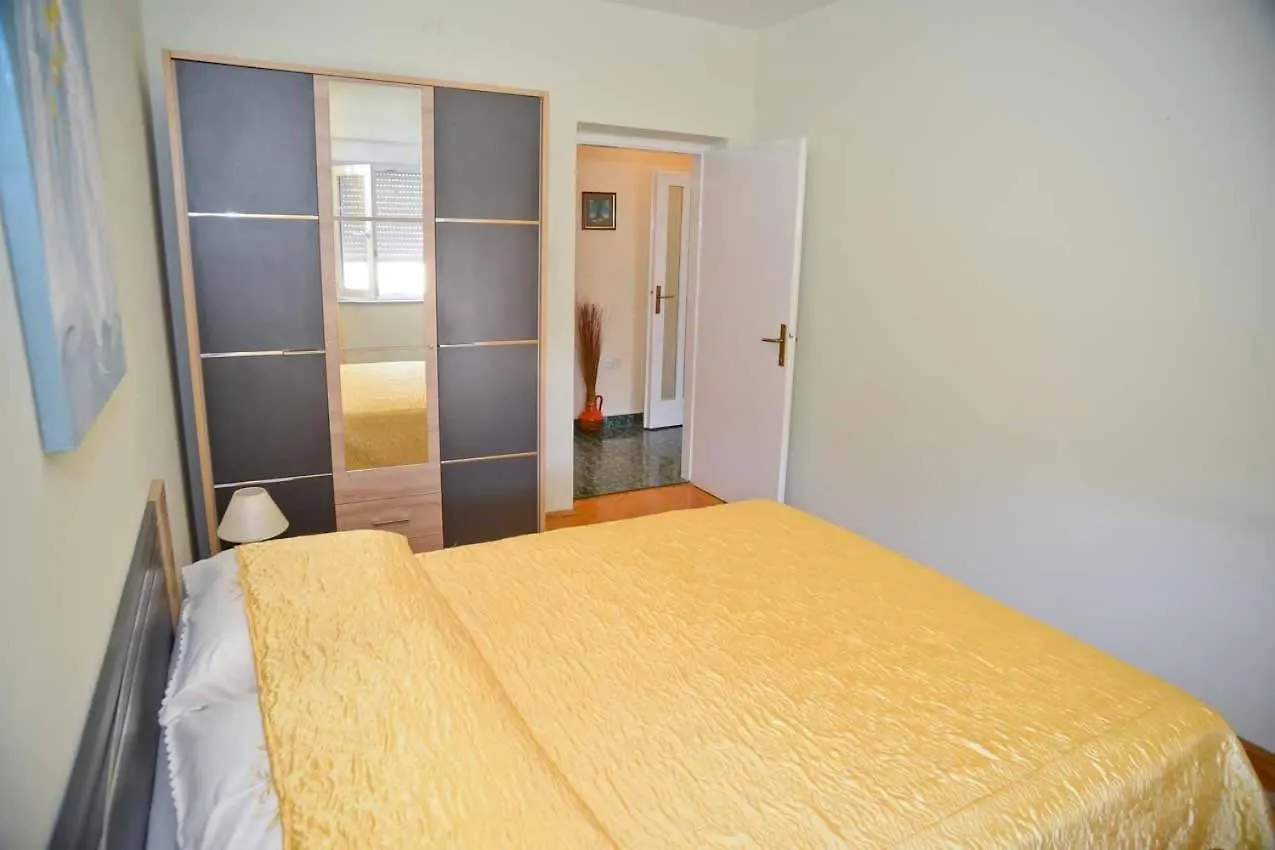 Apartments And Rooms Antonio Zadar