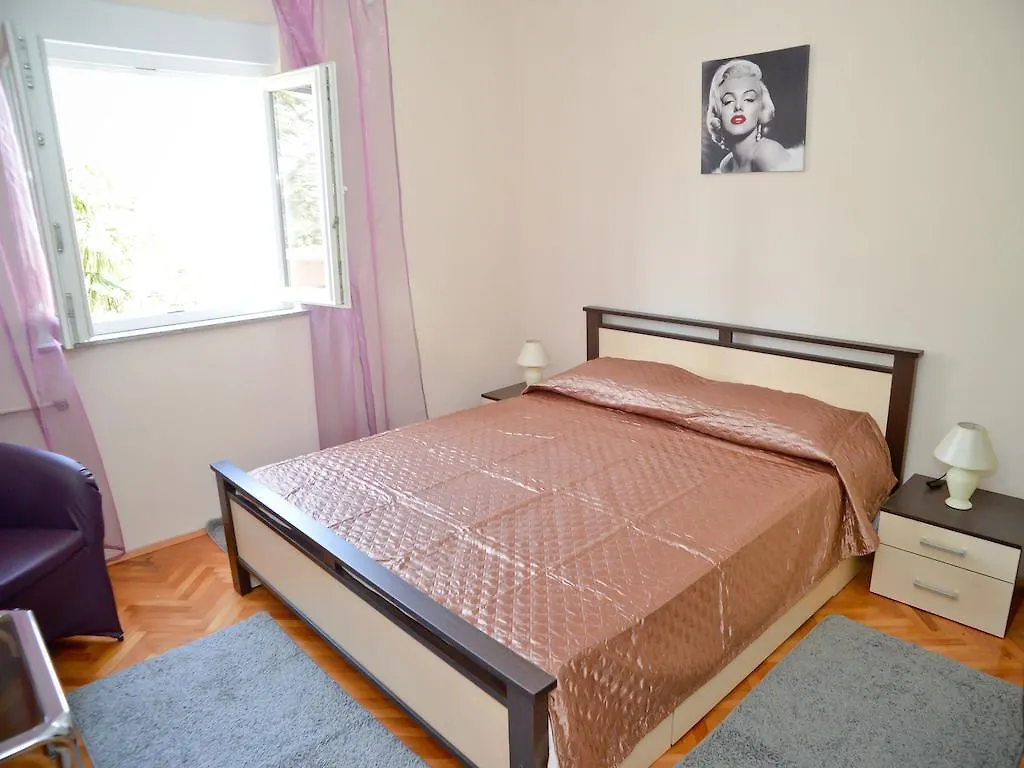 Apartments And Rooms Antonio Zadar