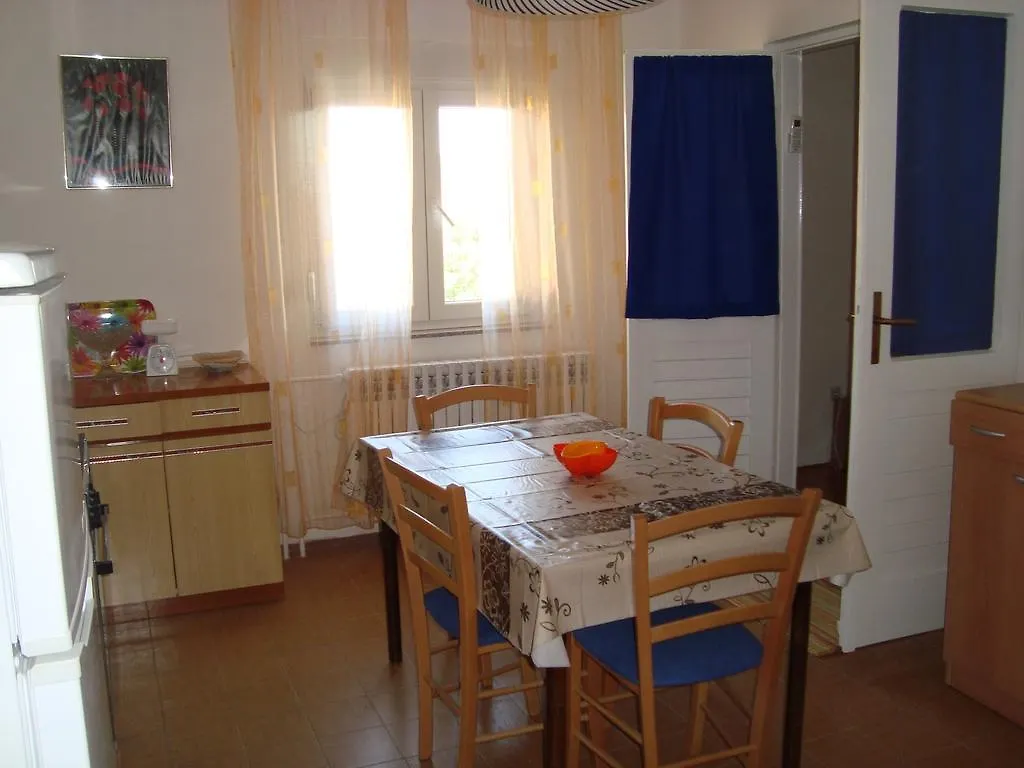 Apartments And Rooms Antonio Zadar