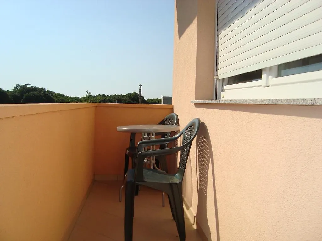 Apartments And Rooms Antonio Zadar