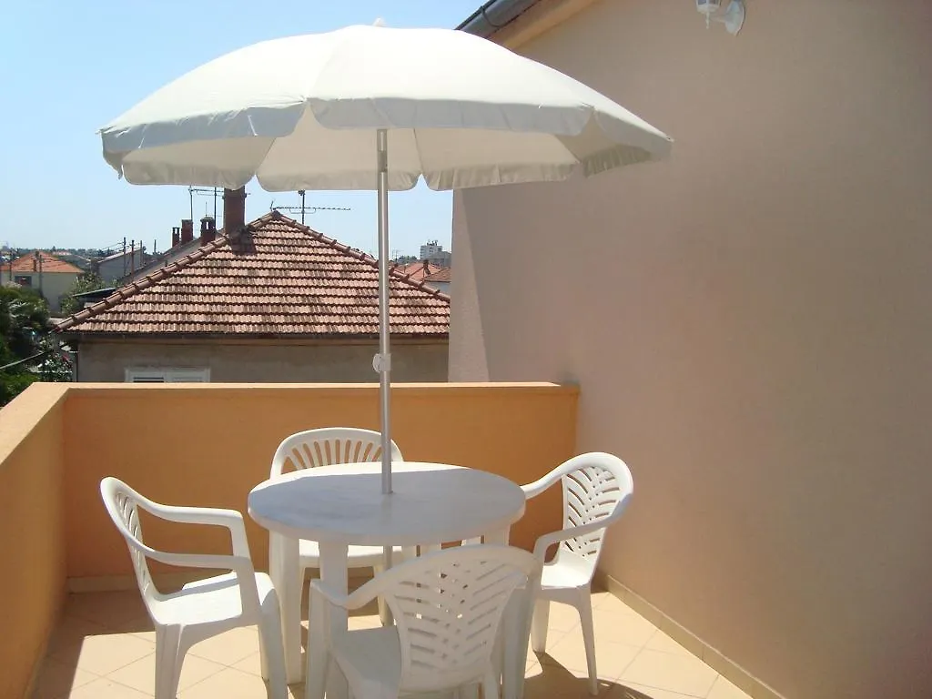 Apartments And Rooms Antonio Zadar 0*,  Croatia